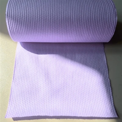 Kas Purple Spunlace lausriie on niisketes salvrätikutes värvikindel?